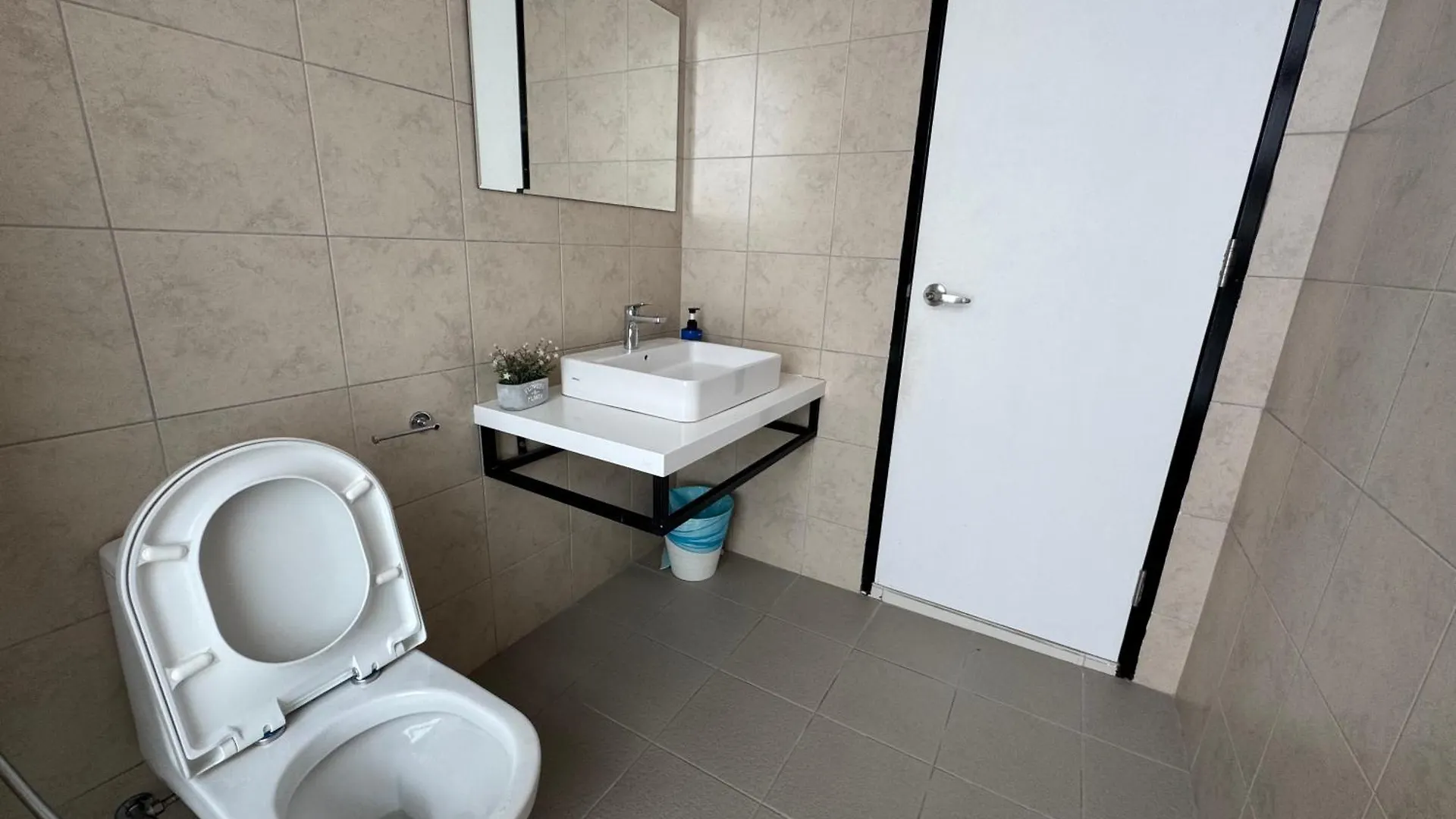 The Robertson R22 Jalan Alor Petaling Street Bukit Bintang Kl 3R2B 8Pax Appartement Kuala Lumpur 0*,  Maleisië